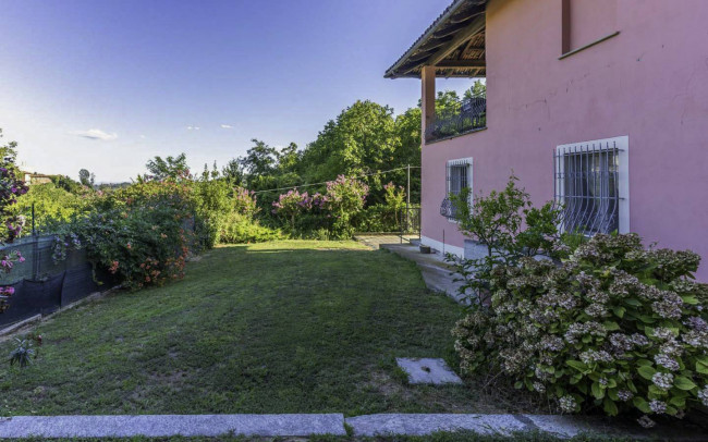 Casa indipendente in Vendita a Cortanze