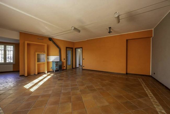 Casa indipendente in Vendita a Cortanze