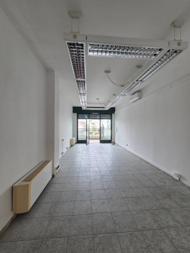 Ufficio in affitto a Borgaro Torinese