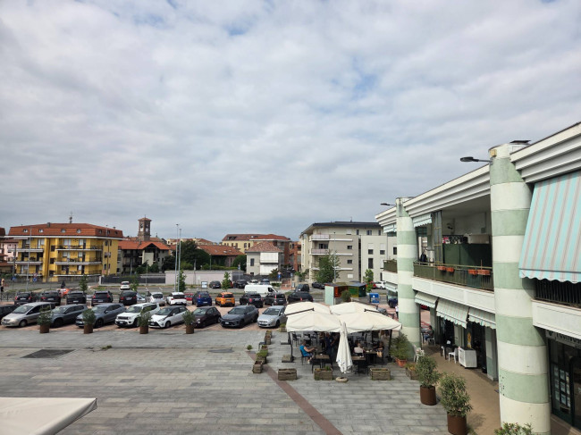 Ufficio in affitto a Borgaro Torinese