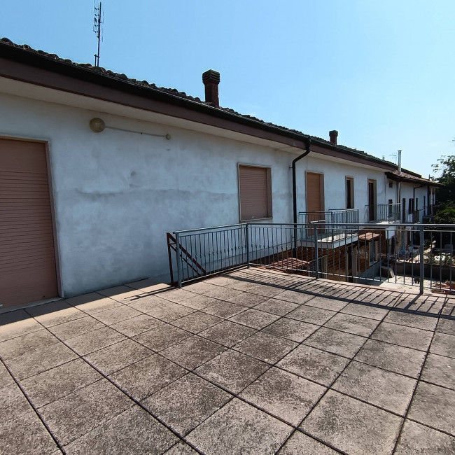 Porzione di casa in Vendita a Isola d'Asti