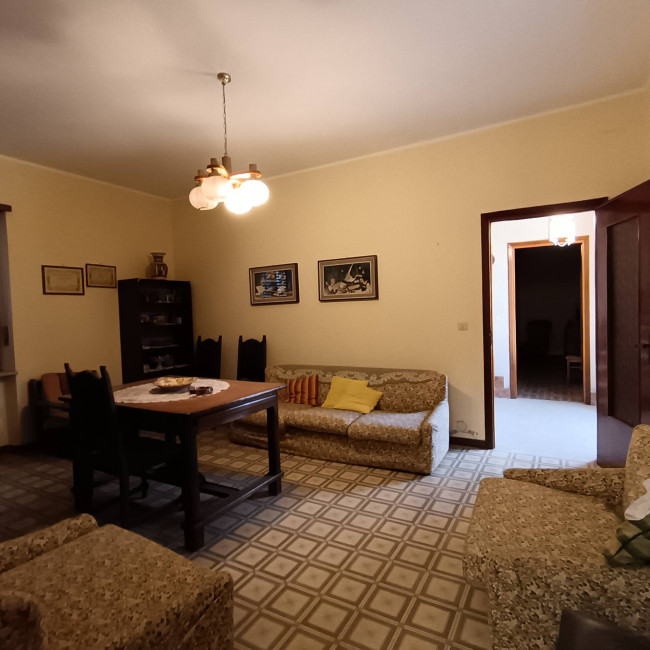 Porzione di casa in Vendita a Isola d'Asti