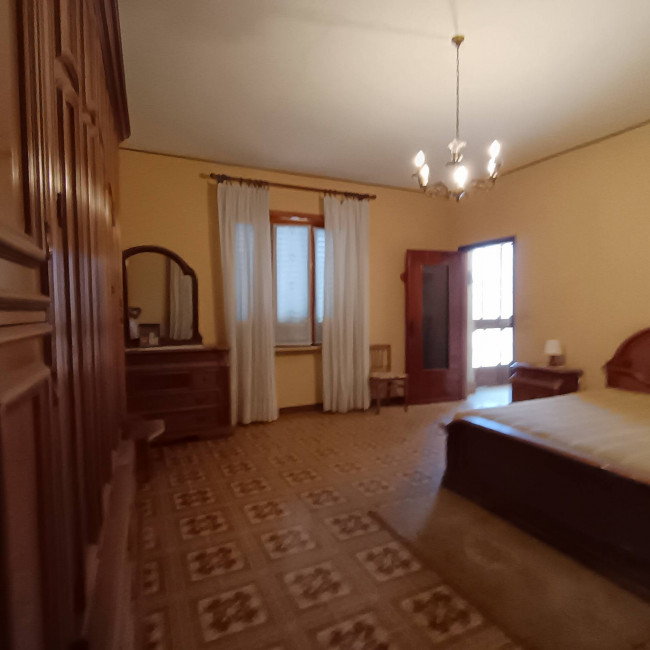 Porzione di casa in Vendita a Isola d'Asti