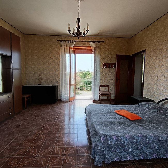 Porzione di casa in Vendita a Isola d'Asti