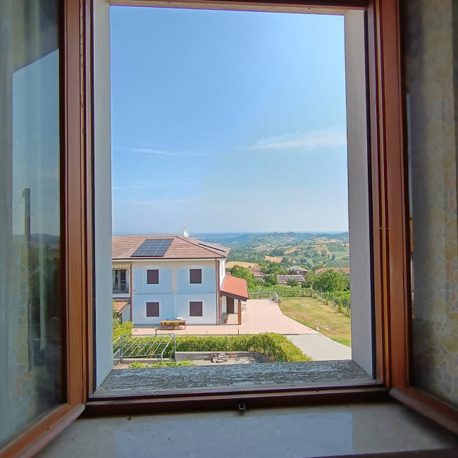 Porzione di casa in Vendita a Isola d'Asti