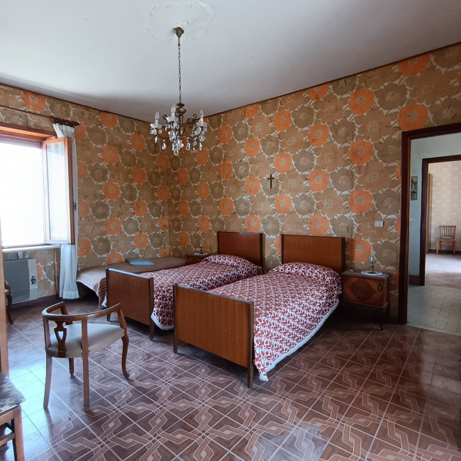Porzione di casa in Vendita a Isola d'Asti