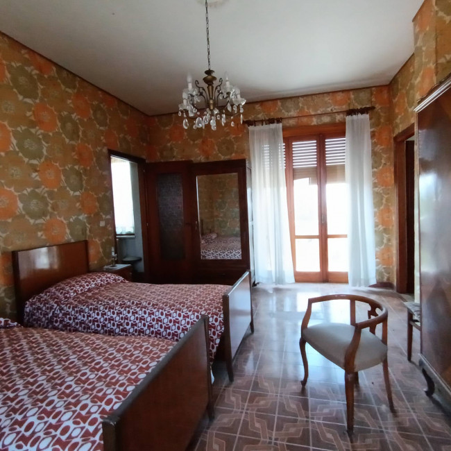 Porzione di casa in Vendita a Isola d'Asti