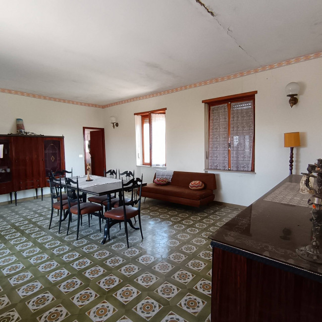 Porzione di casa in Vendita a Isola d'Asti