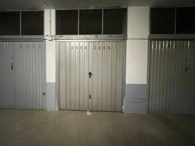 Box o garage in Affitto a Collegno
