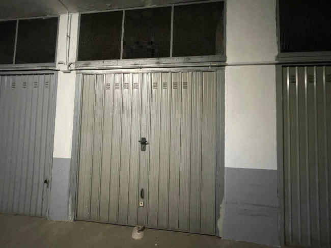 Box o garage in Affitto a Collegno