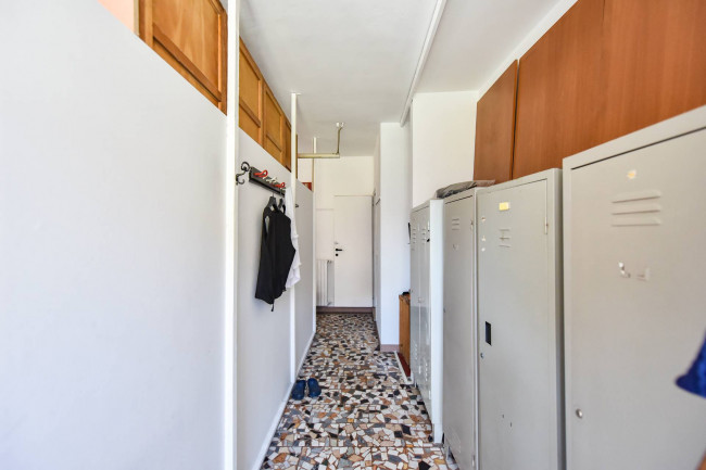 Stabile - Palazzo in Vendita a Torino