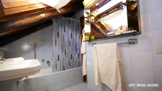 Casa indipendente in Vendita a Torino