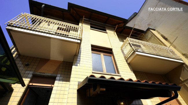 Casa indipendente in Vendita a Torino