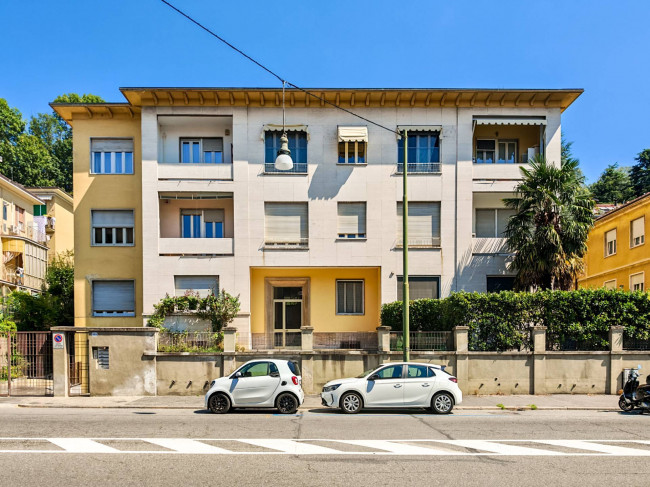 Apartment for Sale to Torino