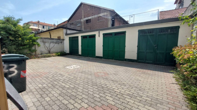 Box o garage in Vendita a Torino