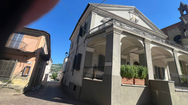Dimora Storica in Vendita a Vesime