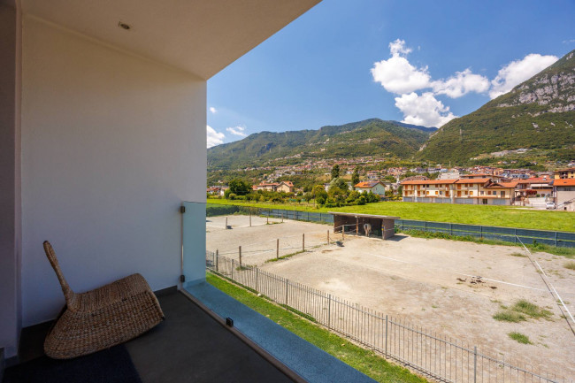 Villa in Vendita a Costa Volpino