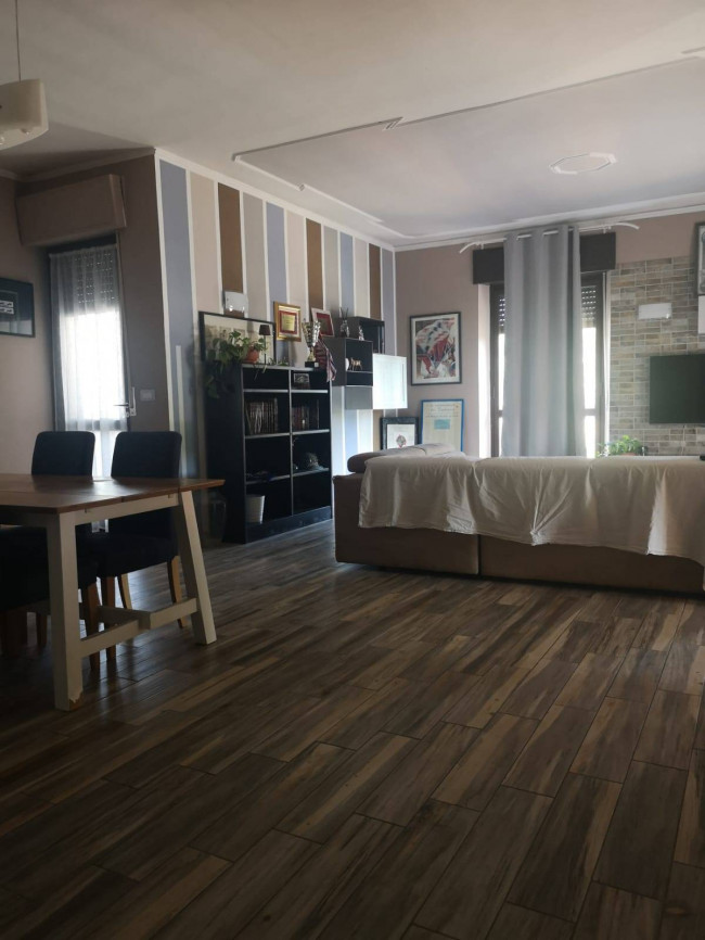 Villa Trifamiliare in Vendita a Asti