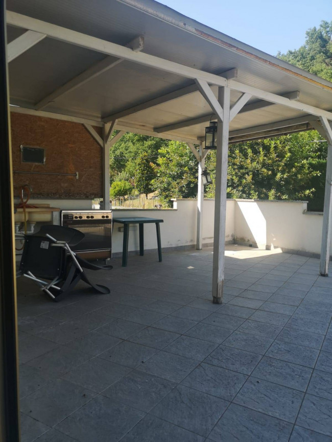 Villa Trifamiliare in Vendita a Asti