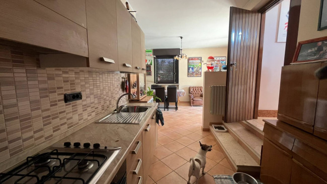 Villa Trifamiliare in Vendita a Asti