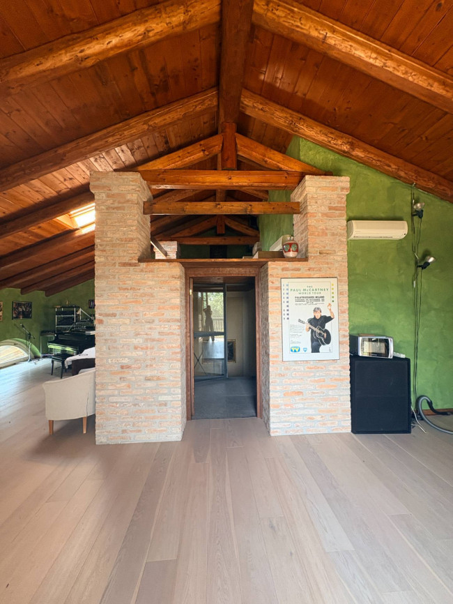 Casale in Vendita a Felizzano