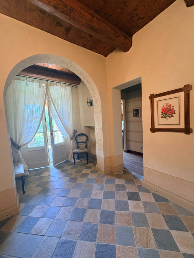 Casale in Vendita a Felizzano