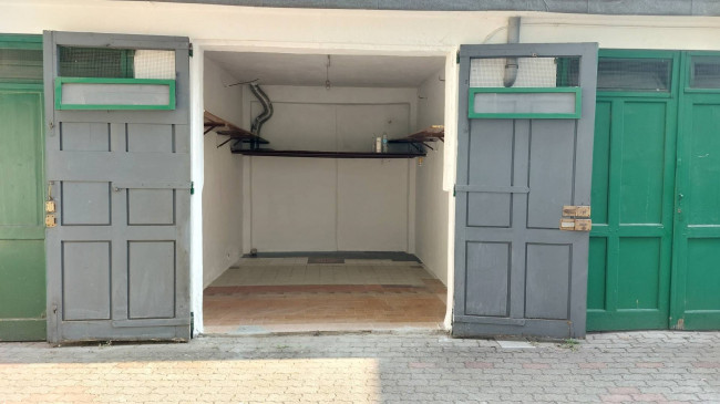 Box o garage in Vendita a Torino