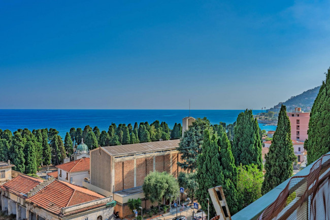 Appartamento in Vendita a Sanremo