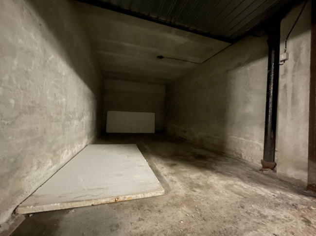 Box o garage in Vendita a Bagnolo Piemonte