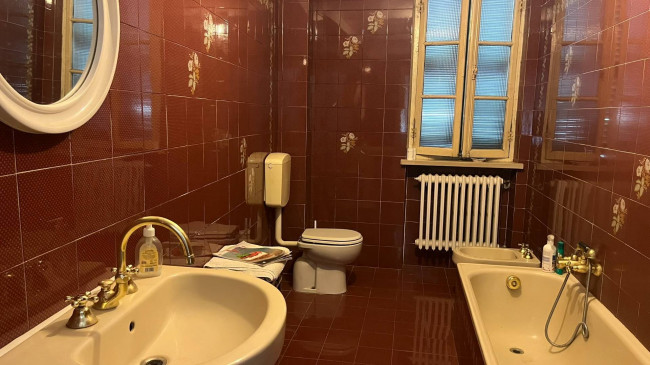 Casa indipendente in Vendita a Montemagno
