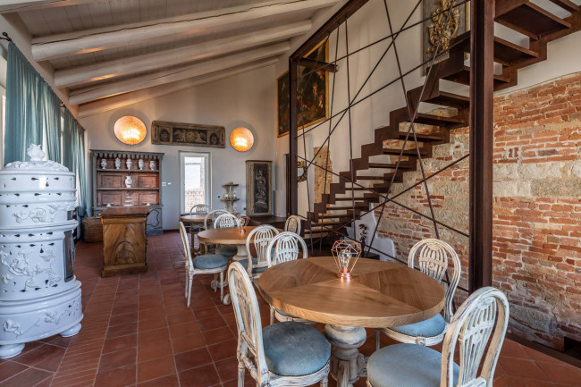 Casa indipendente in Vendita a Montemagno