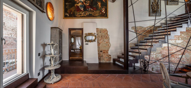 Casa indipendente in Vendita a Montemagno