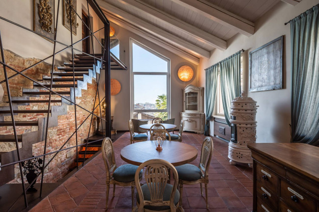 Casa indipendente in Vendita a Montemagno