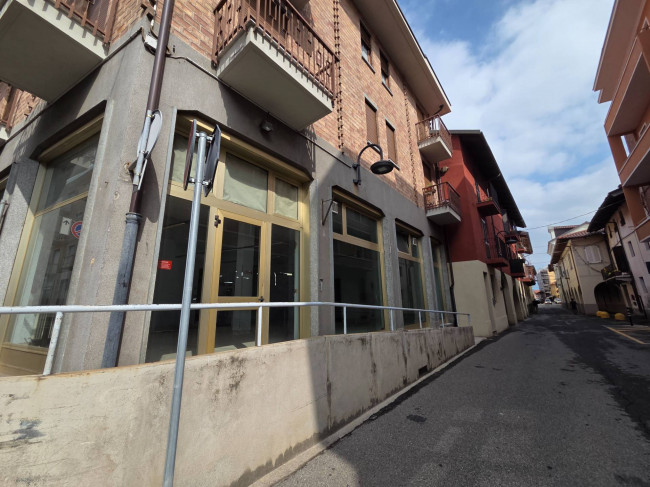 Negozio in vendita a Caselle Torinese