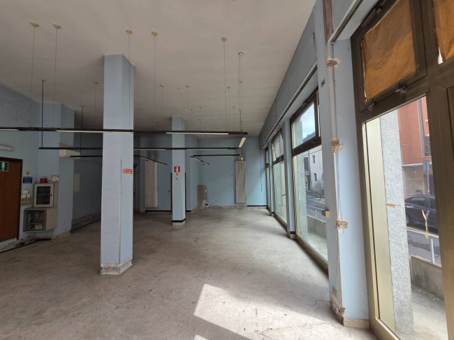 Negozio in vendita a Caselle Torinese