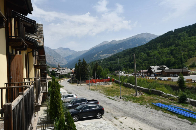 Appartamento in Vendita a Bardonecchia
