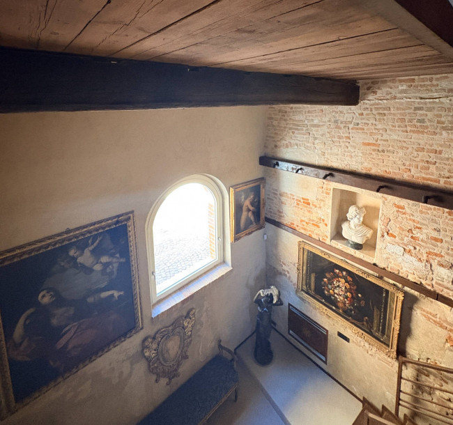 Casa indipendente in Vendita a Montemagno