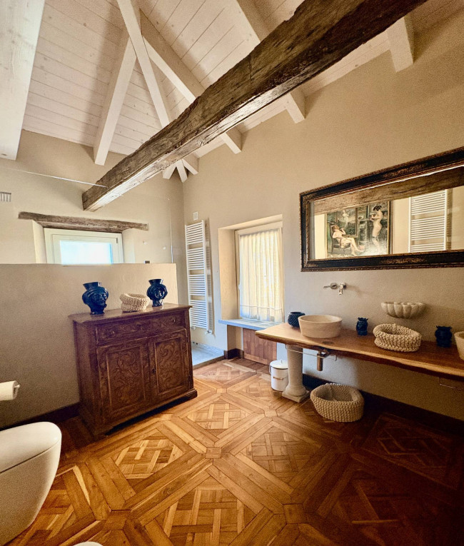 Casa indipendente in Vendita a Montemagno