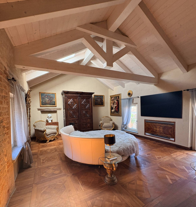Casa indipendente in Vendita a Montemagno