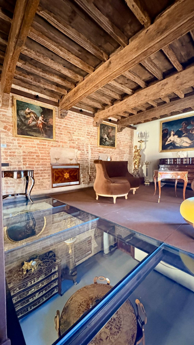 Casa indipendente in Vendita a Montemagno