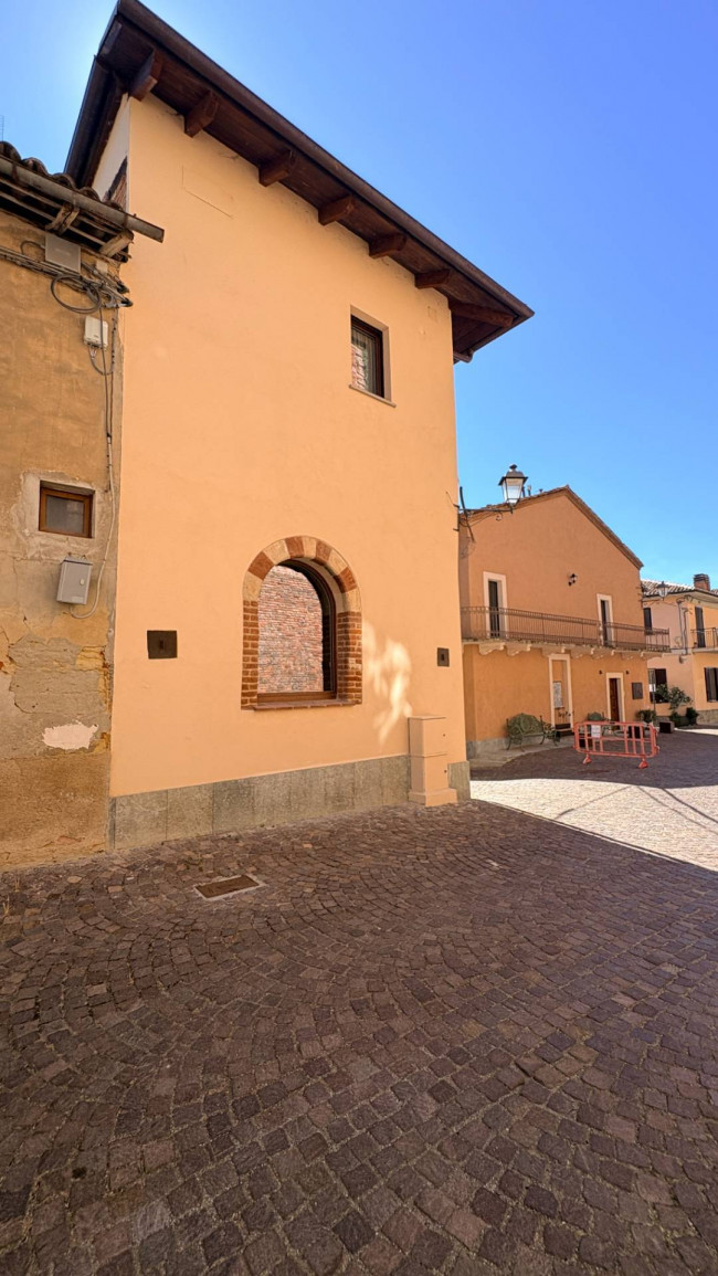 Casa indipendente in Vendita a Montemagno