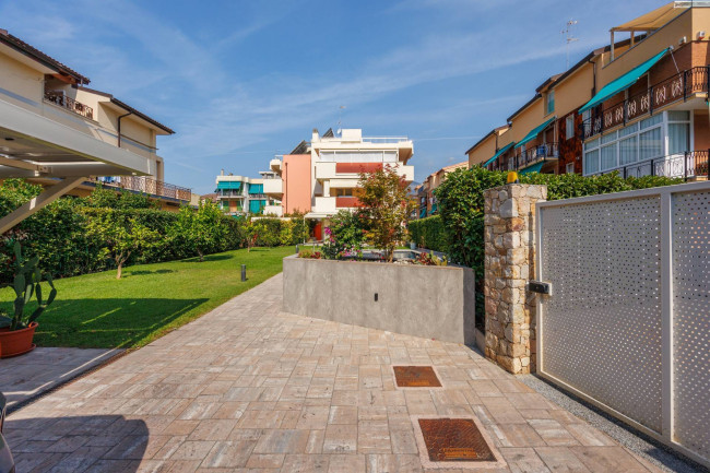 Appartamento in Vendita a Loano