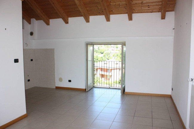Appartamento in Affitto a Pavarolo