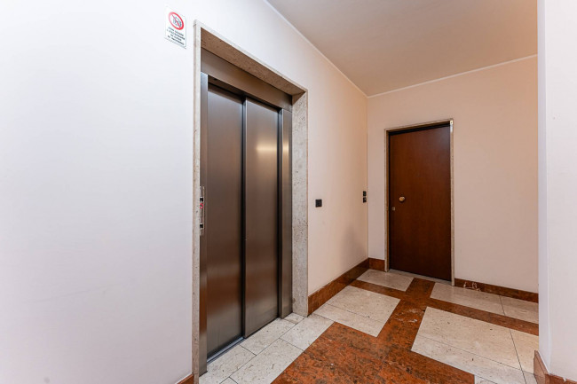 Magazzino in Affitto a Torino