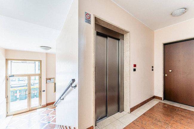 Magazzino in Affitto a Torino