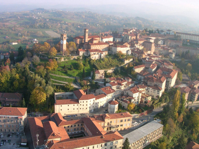 Dimora Storica in Vendita a Mondovì