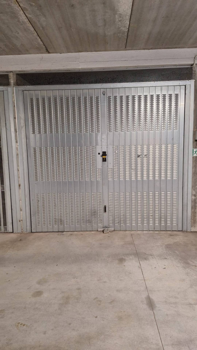 Box o garage in Vendita a Torino