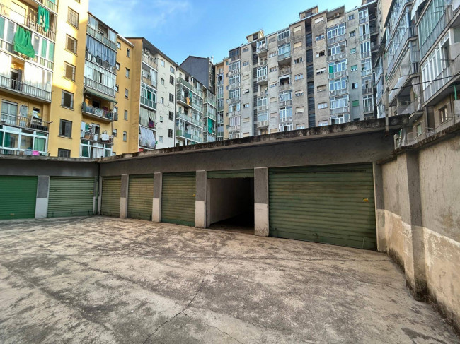 Box o garage in Vendita a Torino