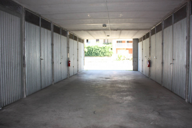 Box o garage in Affitto a Torino