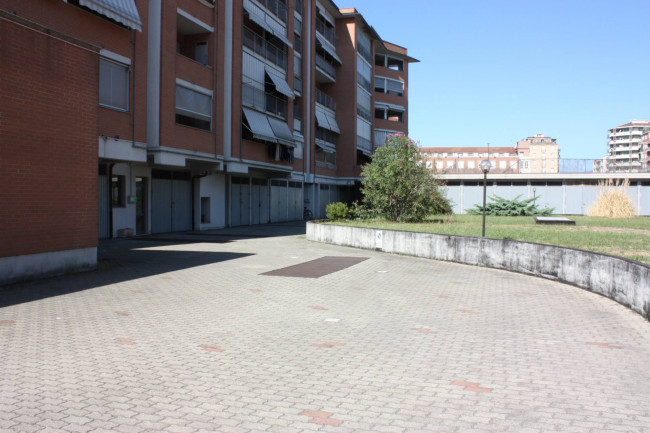 Box o garage in Affitto a Torino